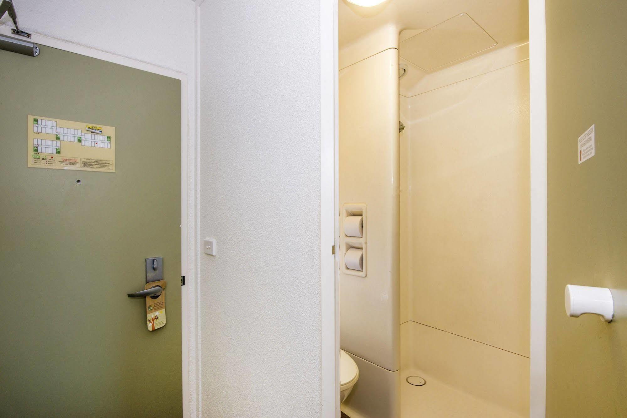 Ibis Budget Canberra Exteriör bild